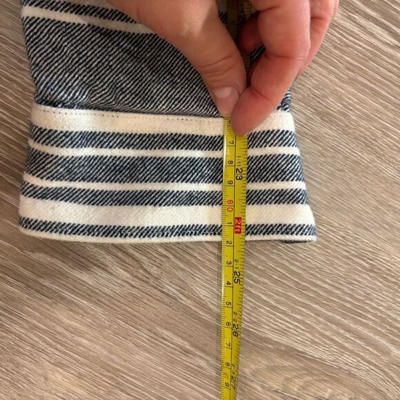 Old Navy Striped Cotton Regular Fit Over shirt sz L - Picture 8 of 10